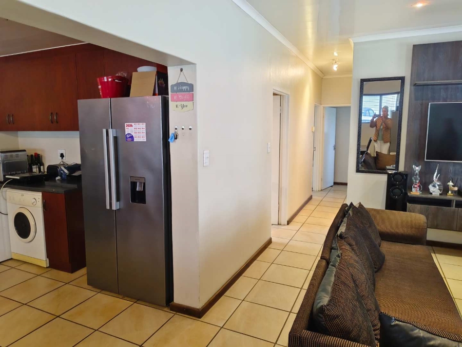 To Let 2 Bedroom Property for Rent in Paarl Western Cape
